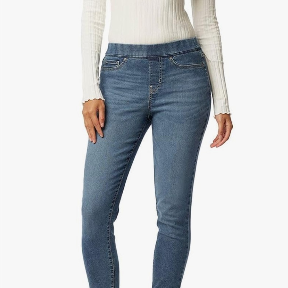 Levi's Women's capri pull on jeans 16/W33